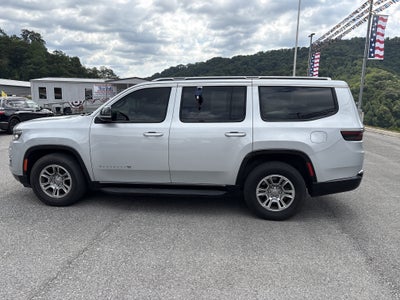 2024 Jeep Wagoneer Base