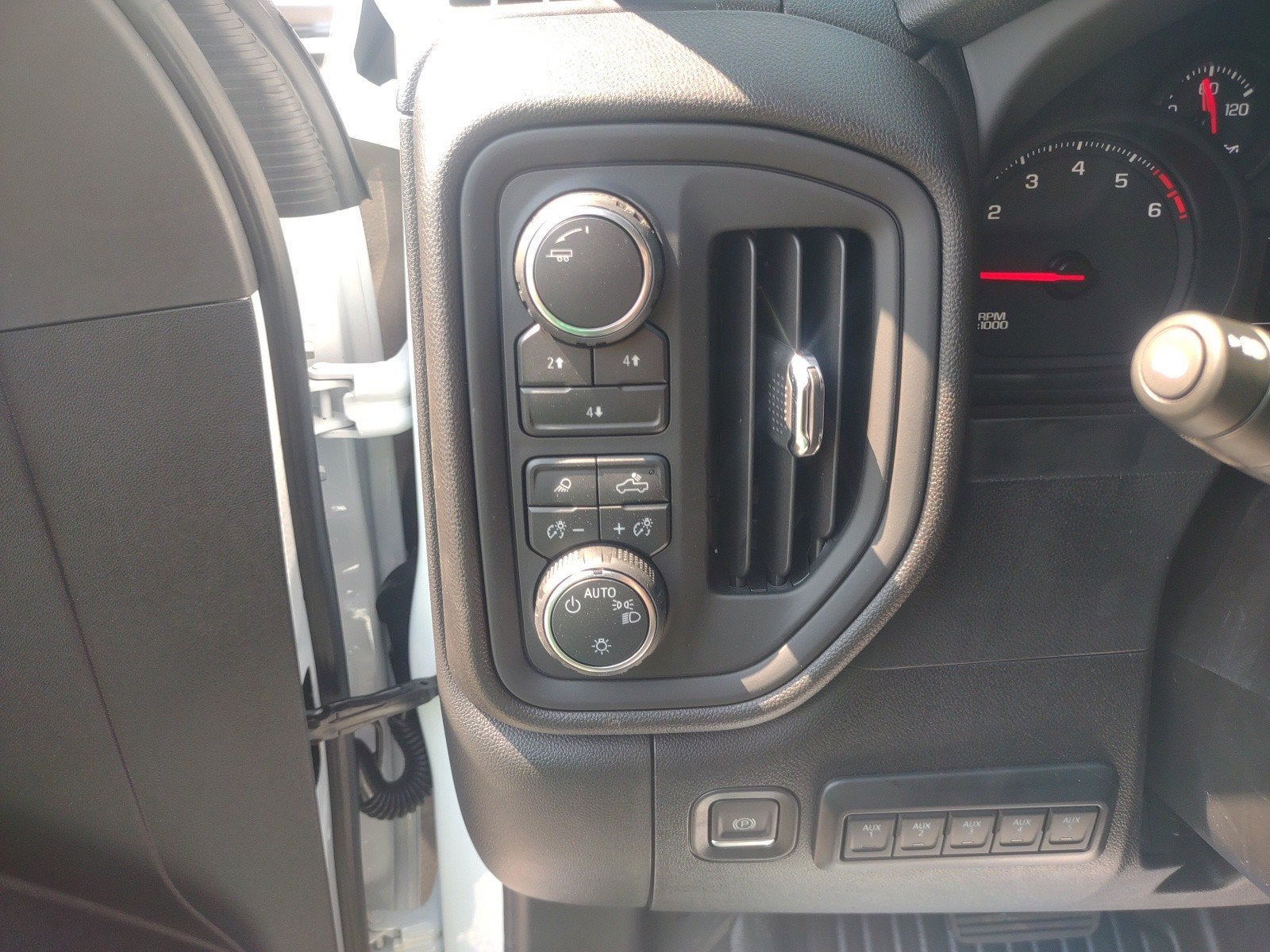 2025 Chevrolet Silverado 3500 HD WT