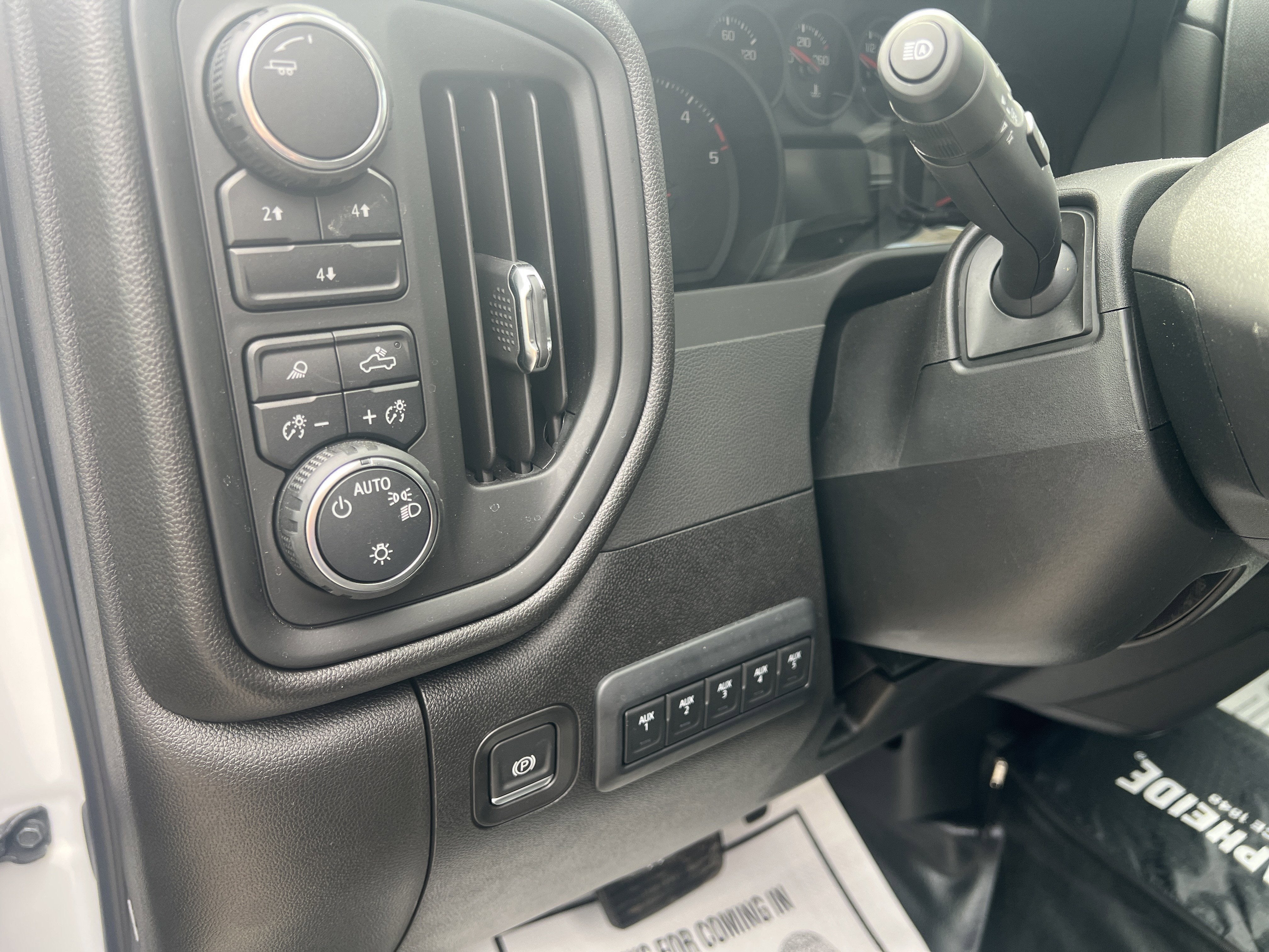 2025 Chevrolet Silverado 3500 HD Chassis Cab Work Truck