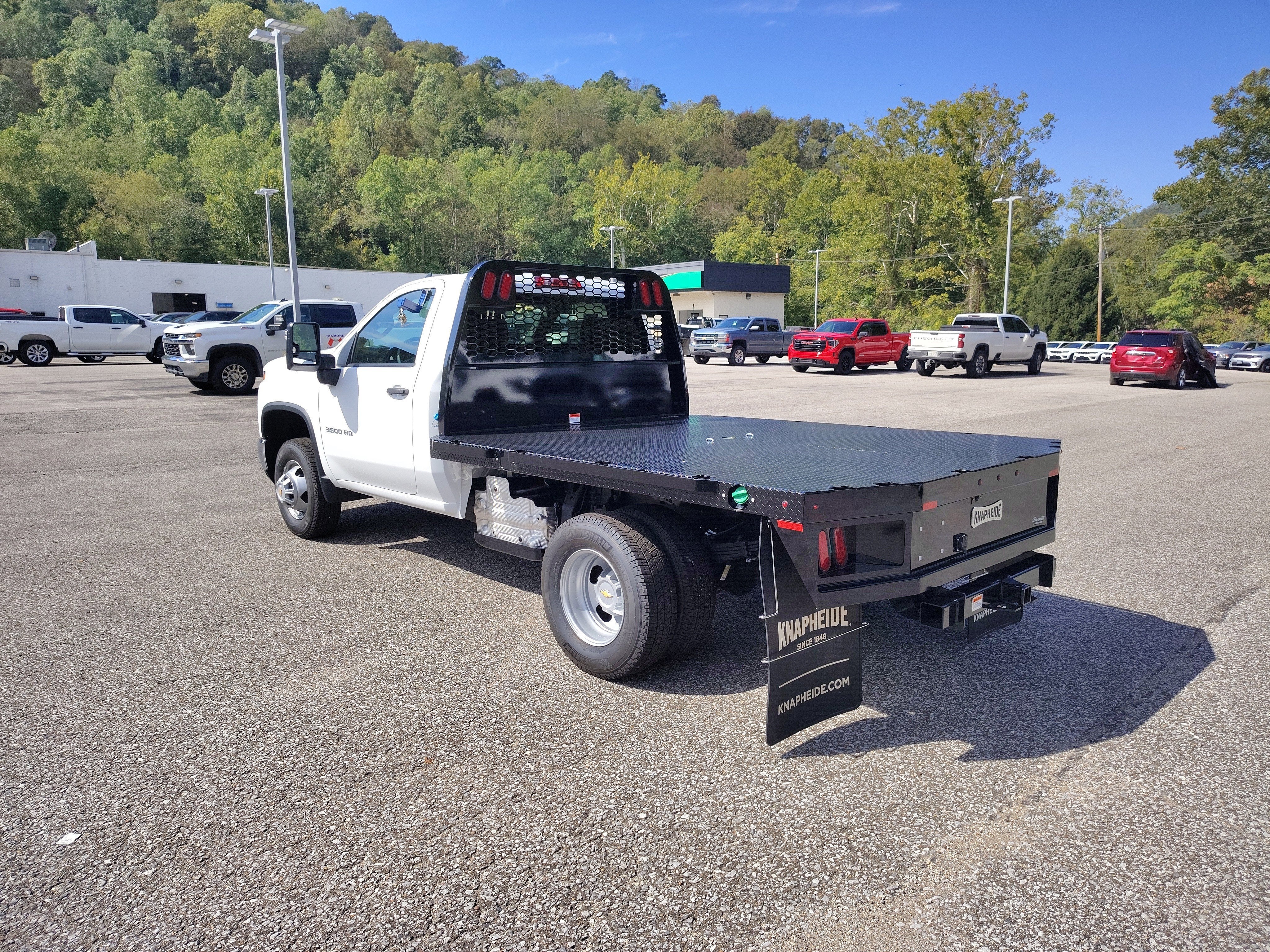 2025 Chevrolet Silverado 3500 HD Chassis Cab Work Truck