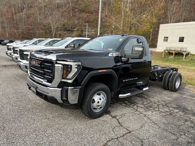 2026 GMC Sierra 3500 HD Chassis Cab Pro