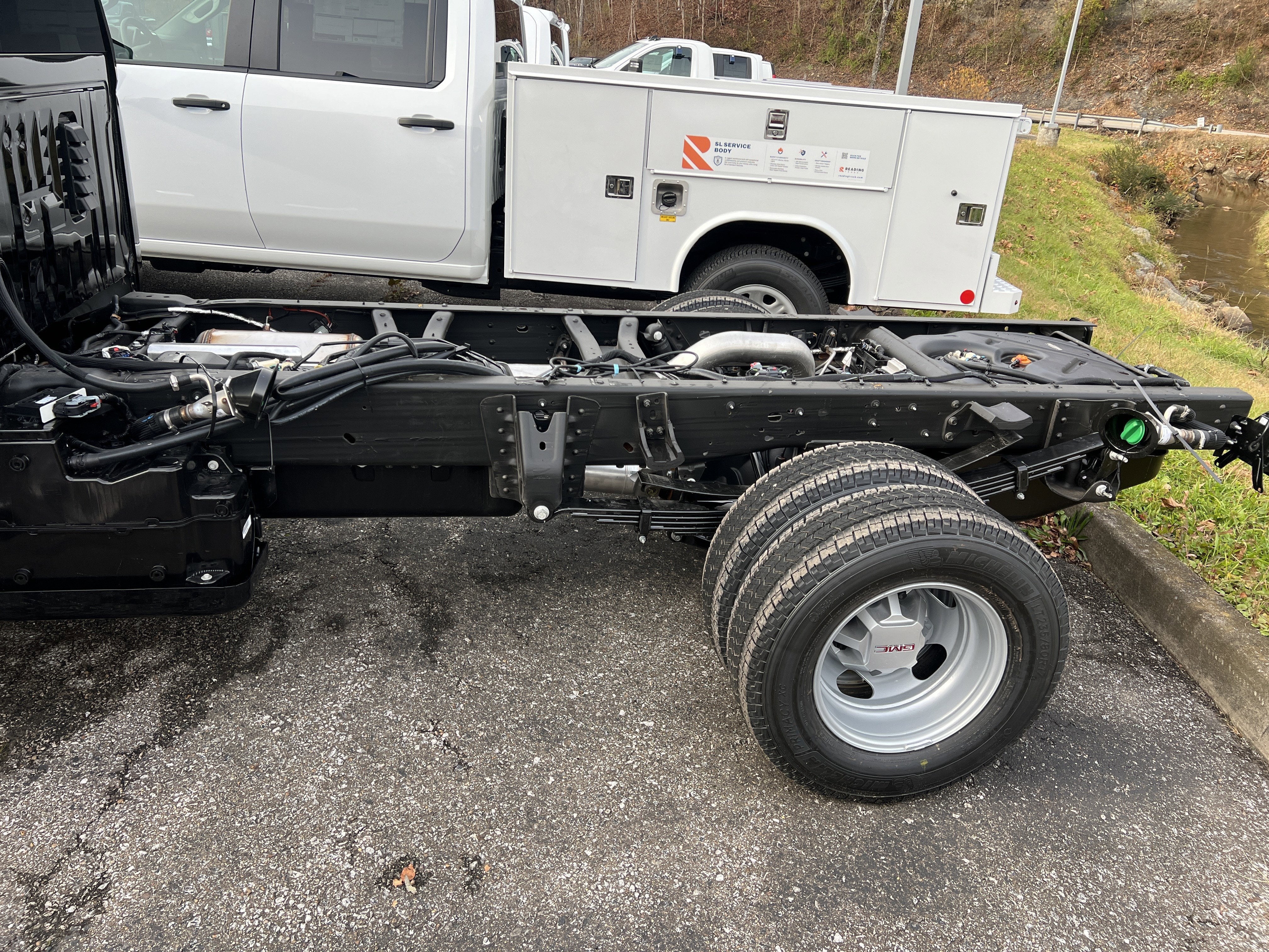 2026 GMC Sierra 3500 HD Chassis Cab Pro