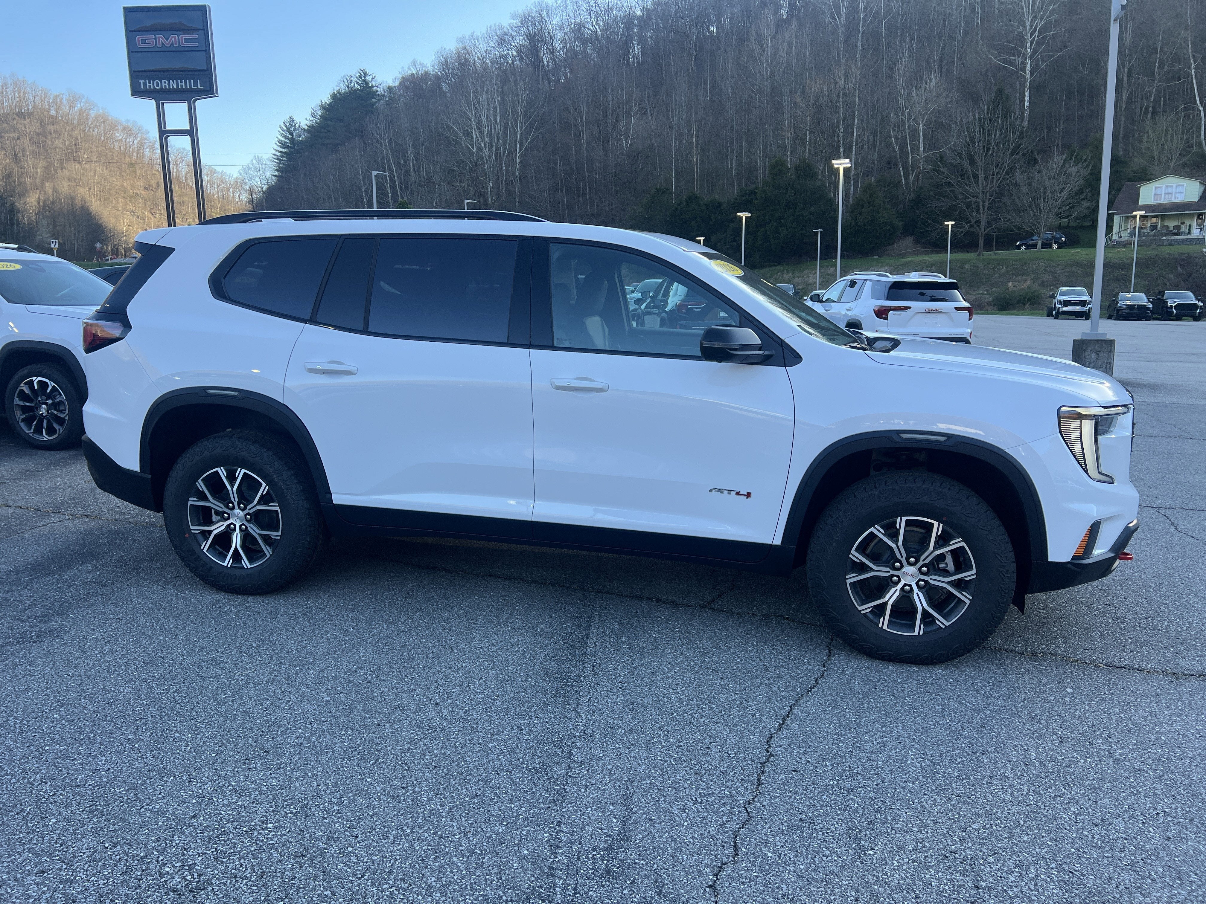 2026 GMC Acadia AT4