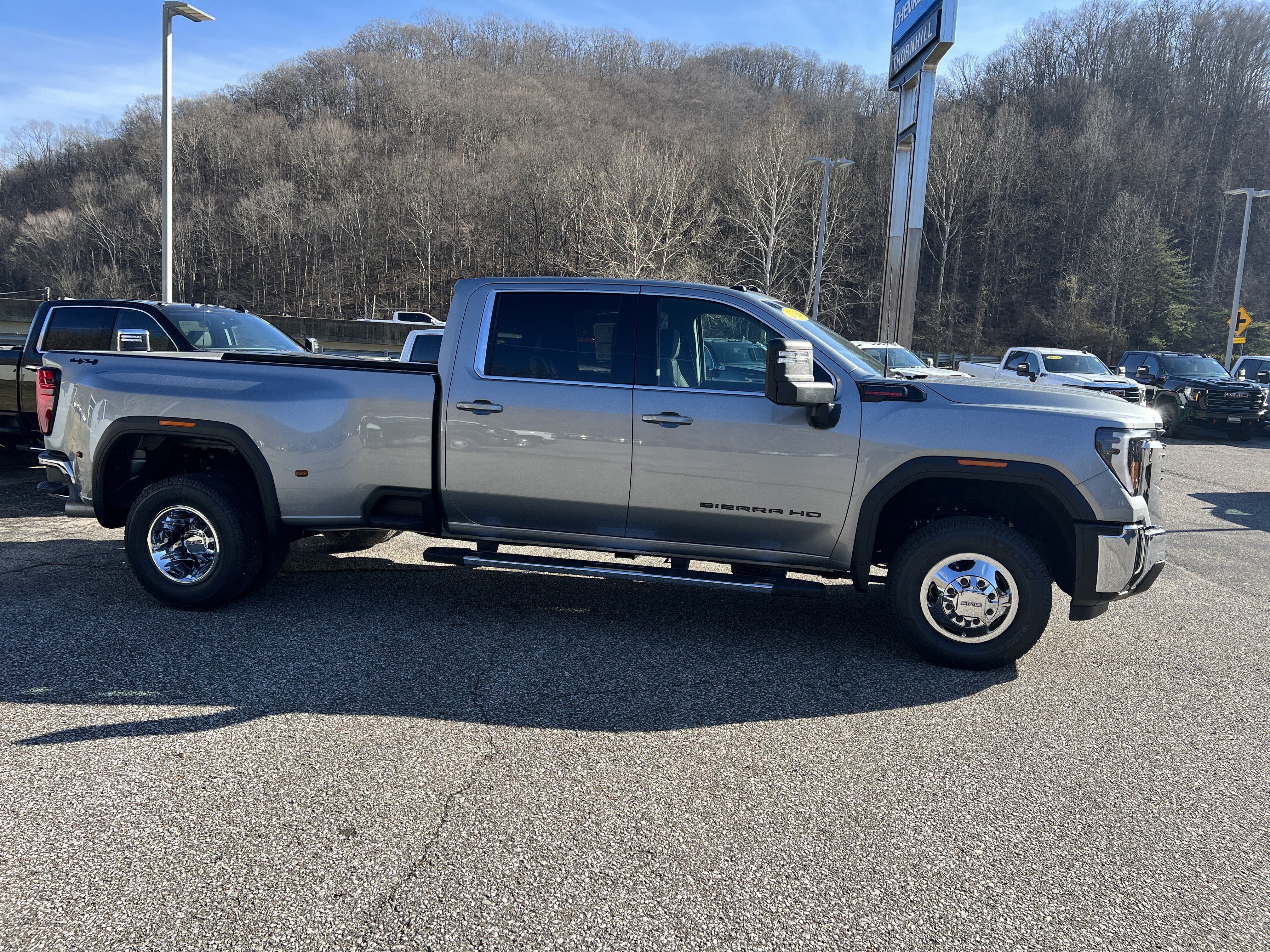 2026 GMC Sierra 3500 HD SLE DRW