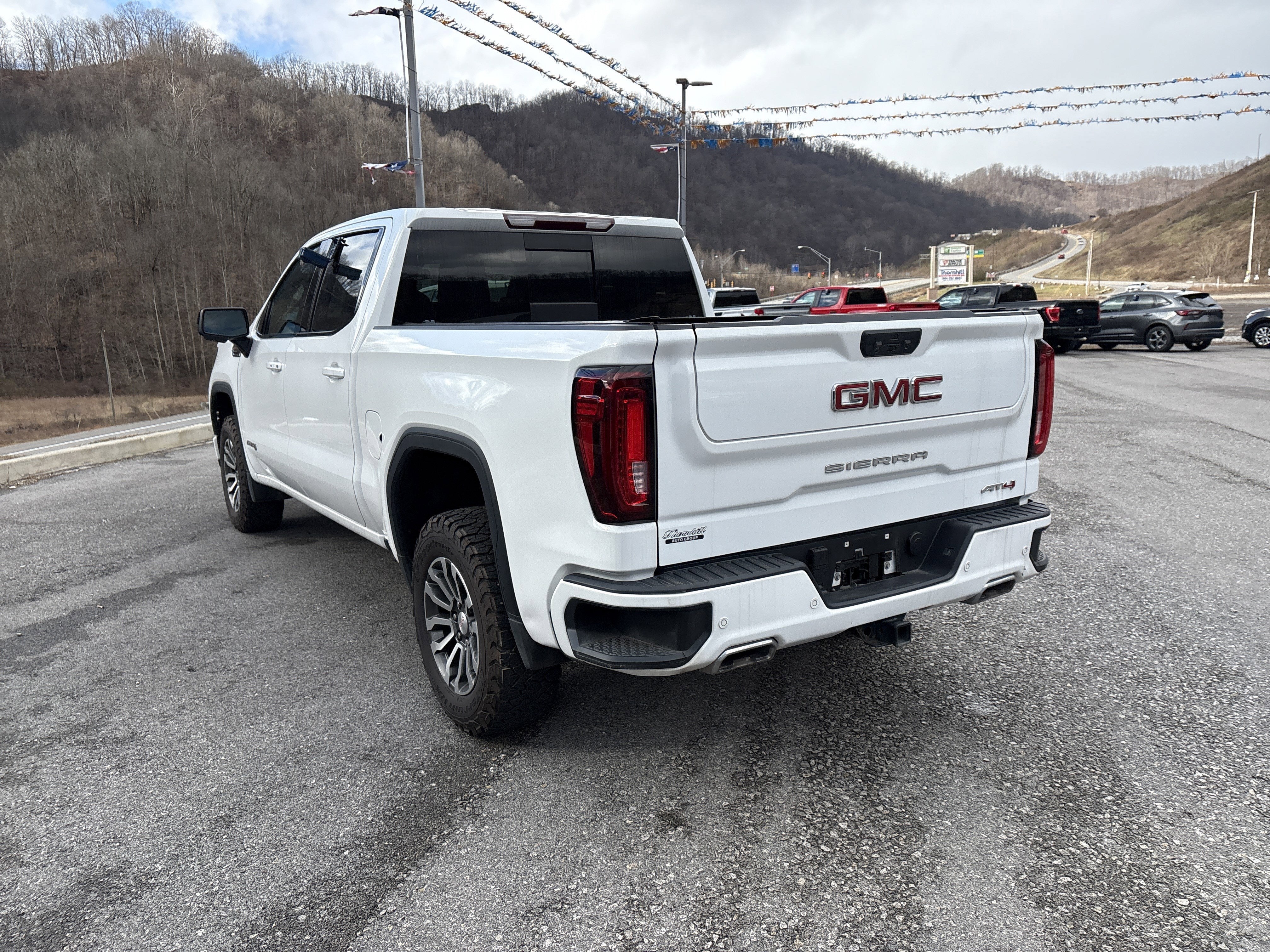 2023 GMC Sierra 1500 AT4