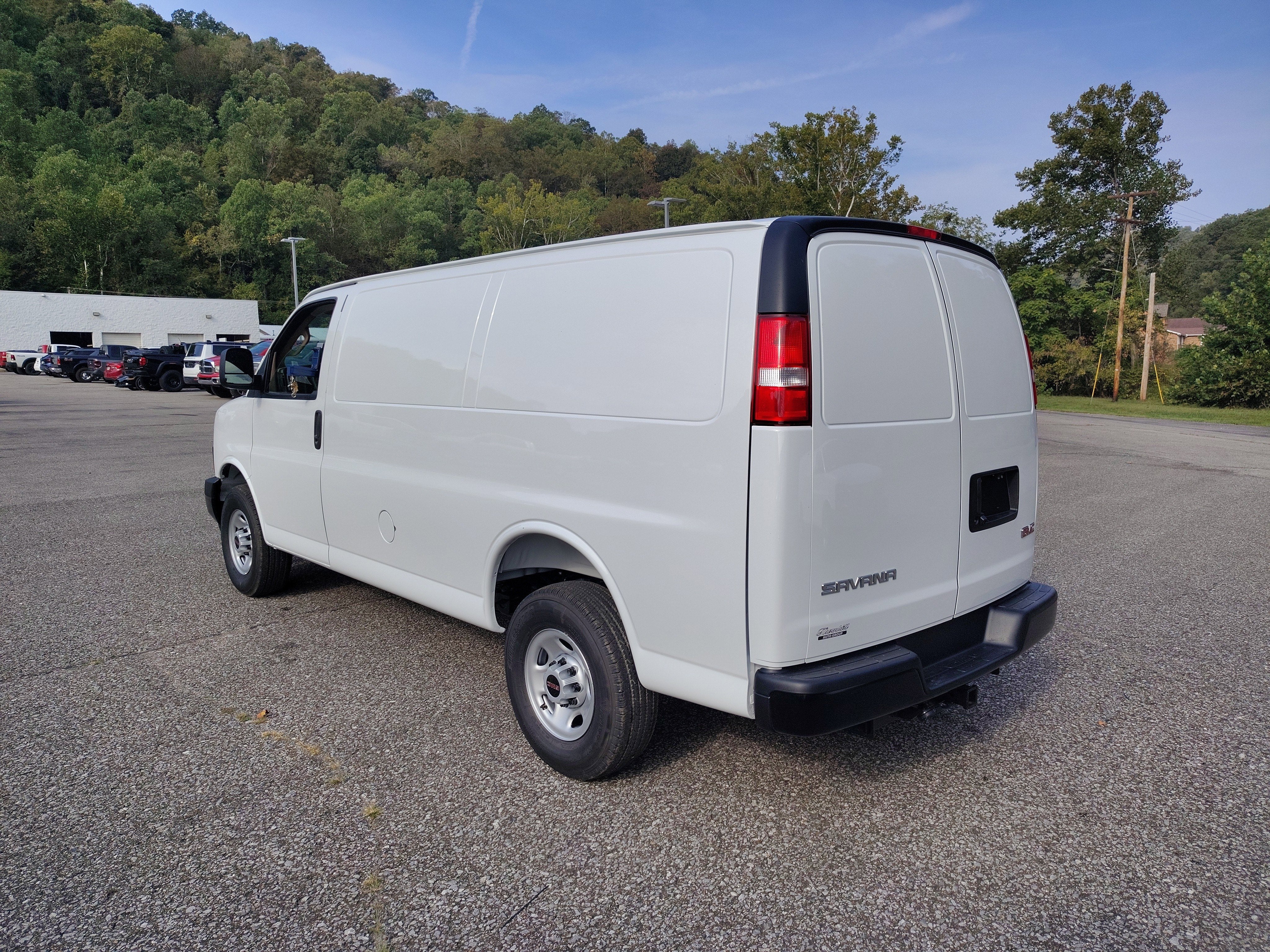 2025 GMC Savana Cargo 3500 Work Van