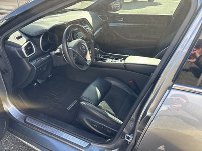 2022 Nissan Maxima SR