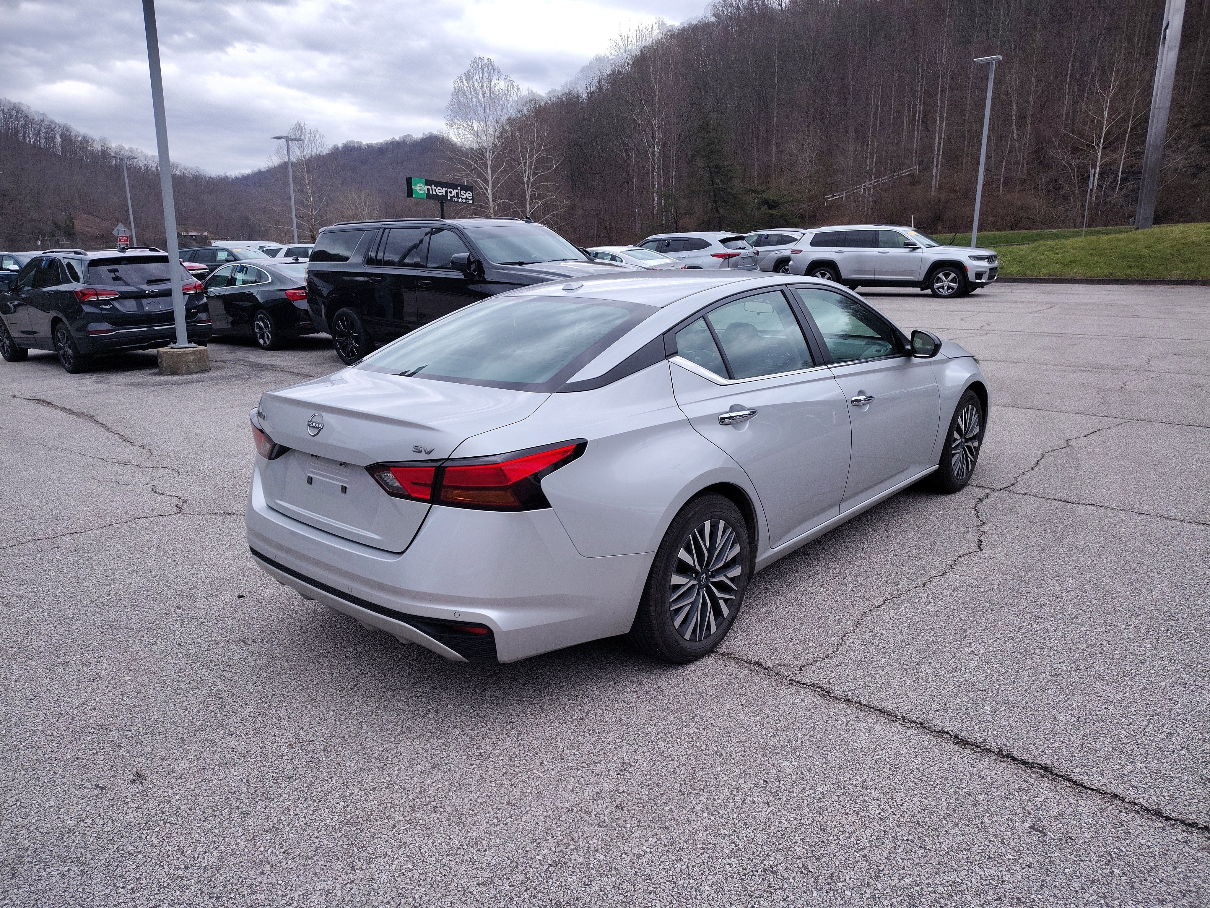 2024 Nissan Altima 2.5 SV