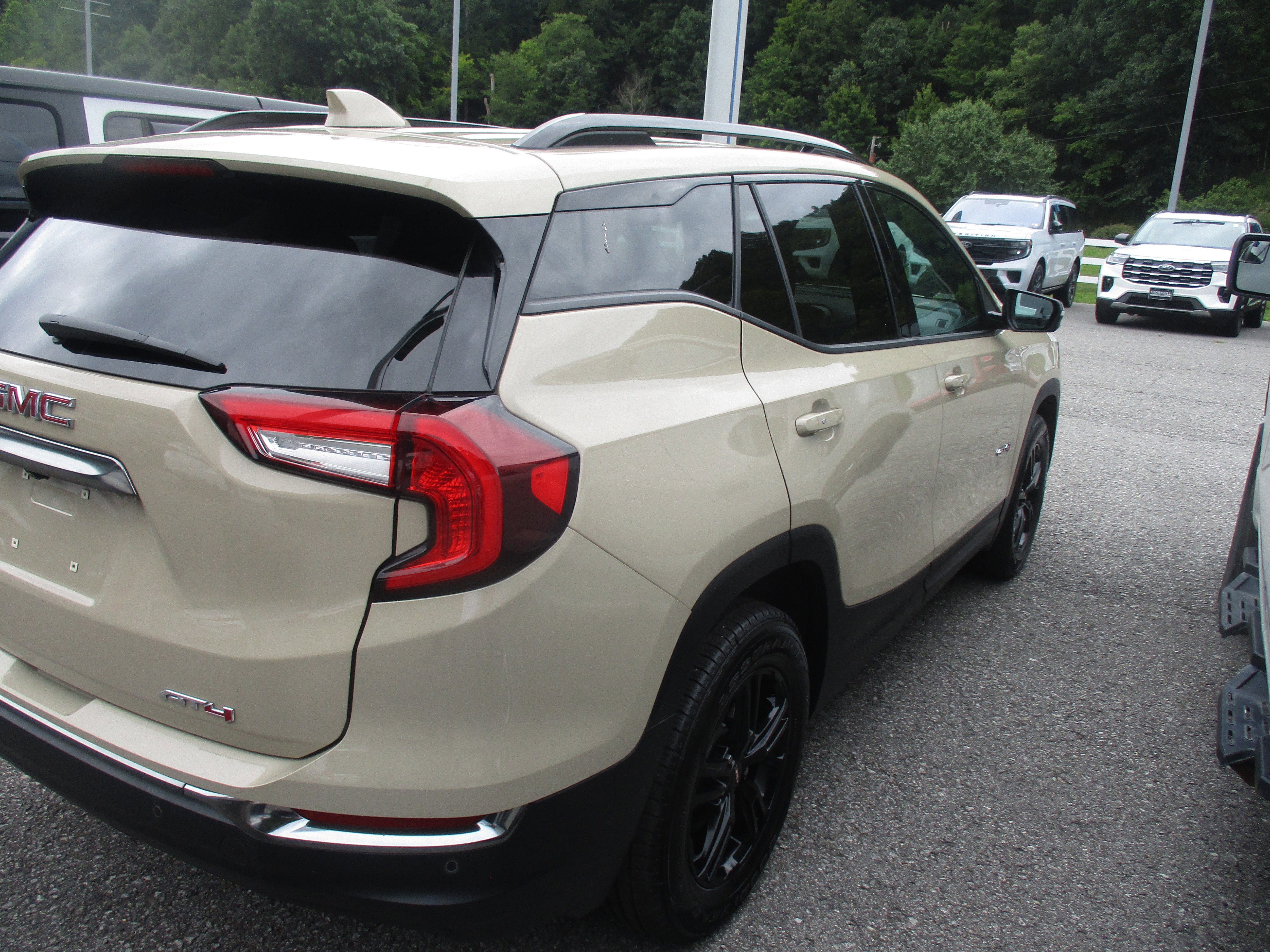 2023 GMC Terrain AT4