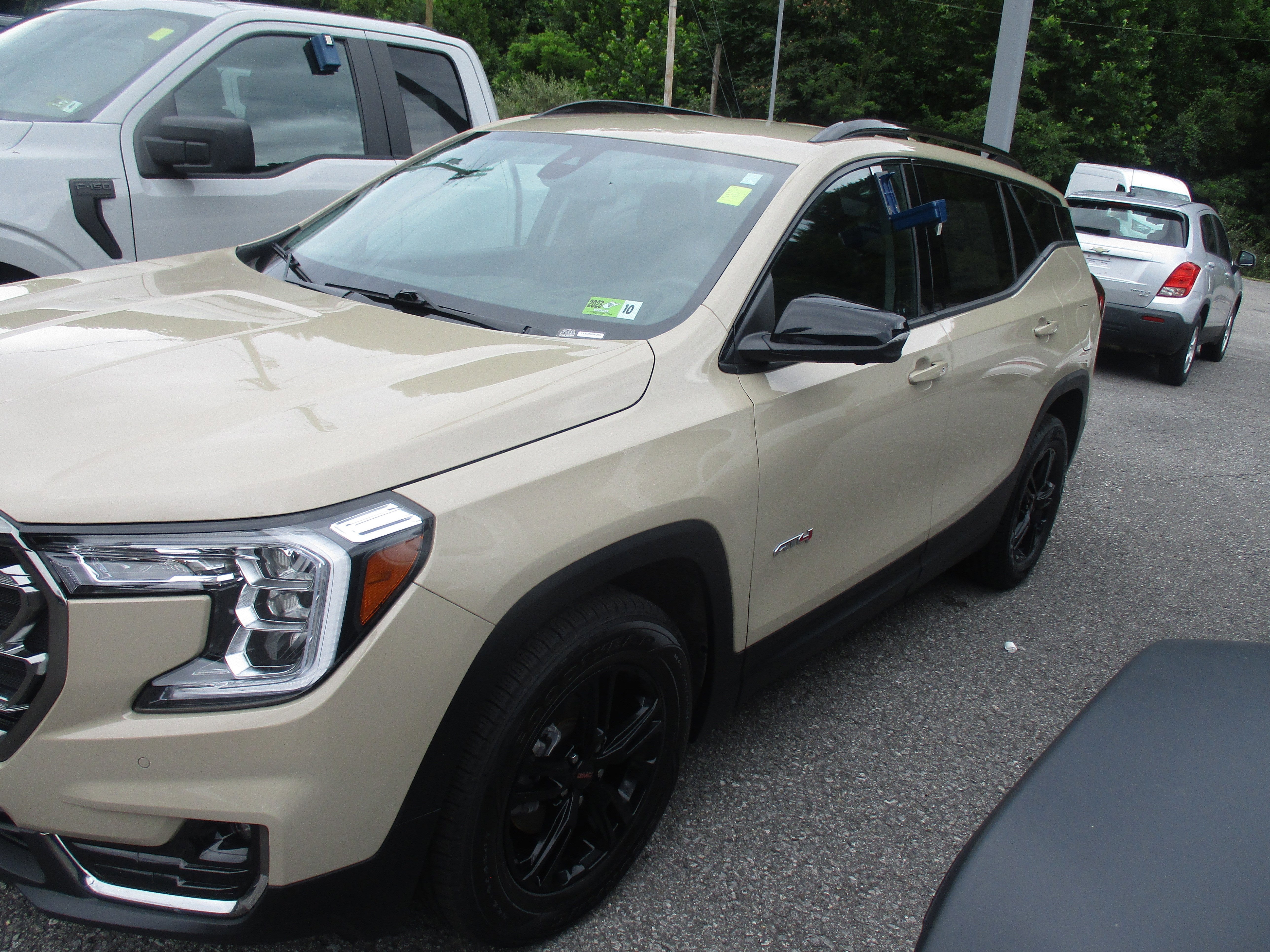 2023 GMC Terrain AT4