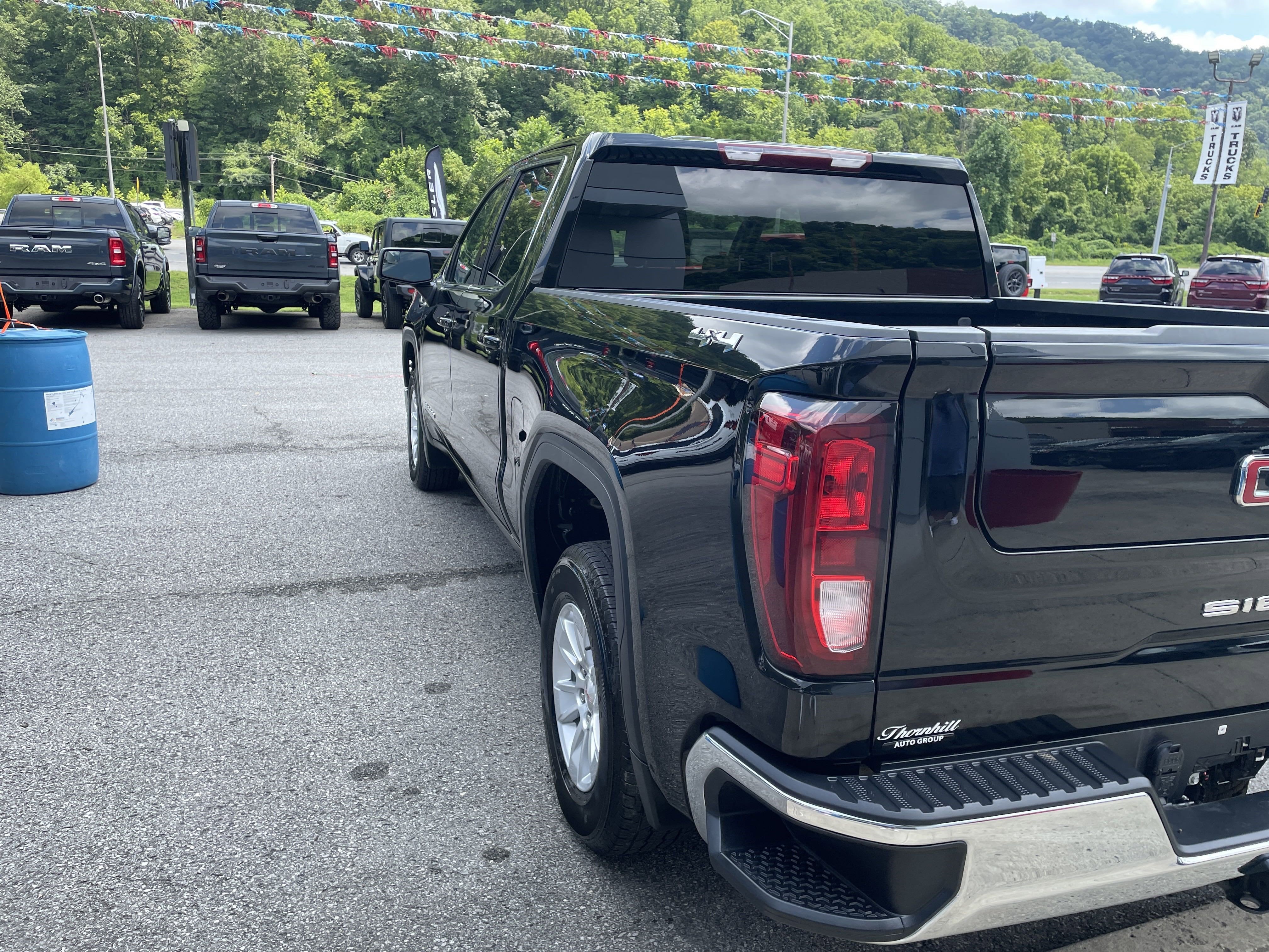 2024 GMC Sierra 1500 SLE