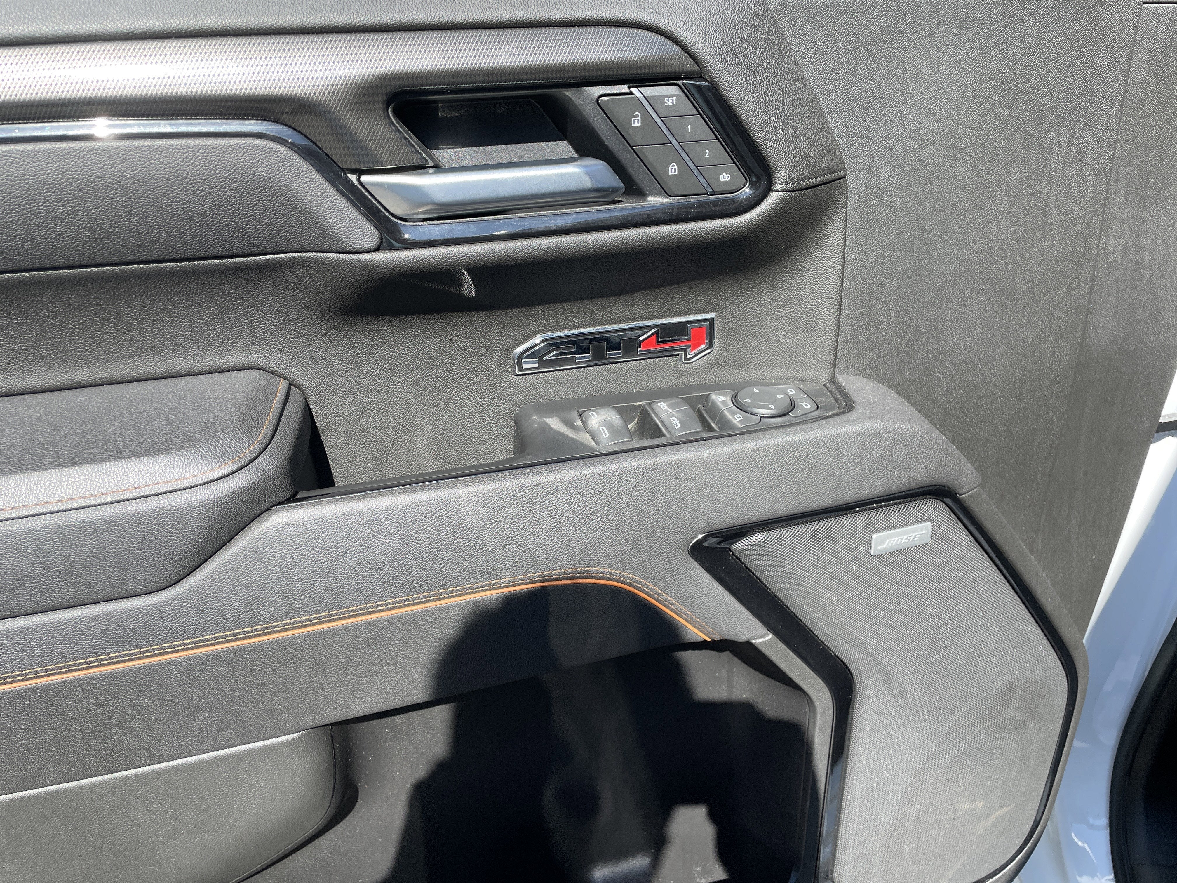 2025 GMC Sierra 1500 AT4