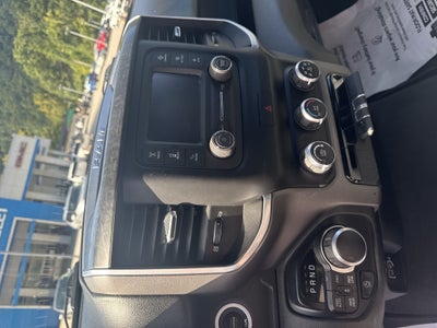 2021 RAM 1500 Big Horn Crew Cab 4x4 5'7" Box