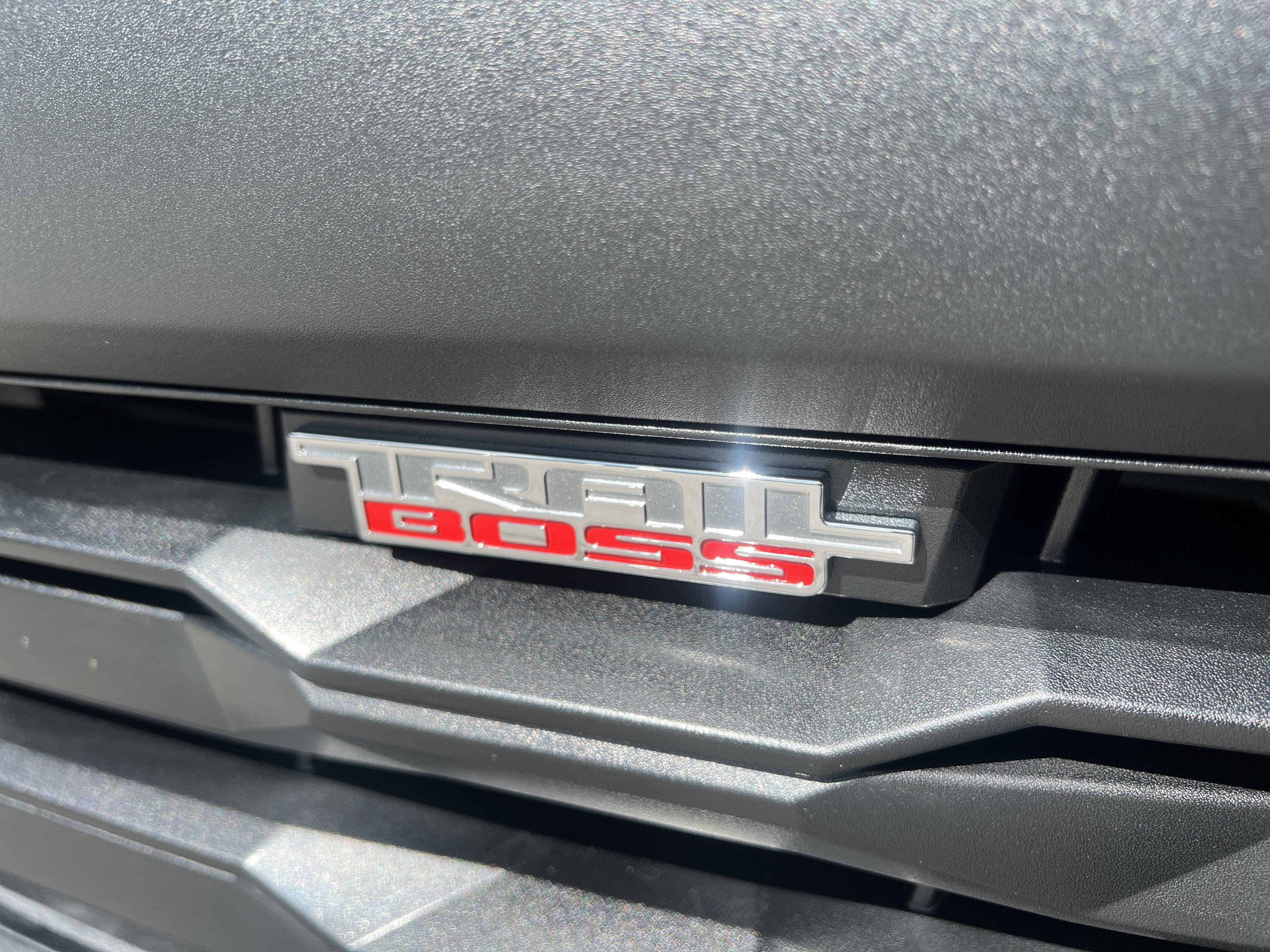 2026 Chevrolet Colorado Trail Boss - Photo 11