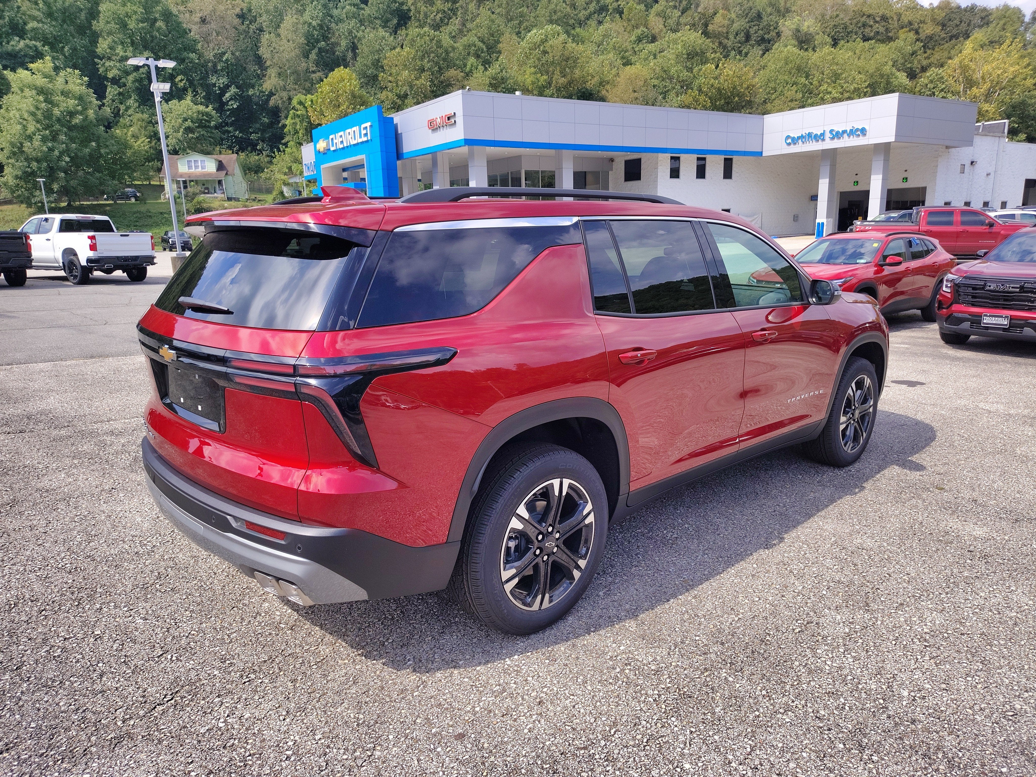 2027 Chevrolet Traverse LT