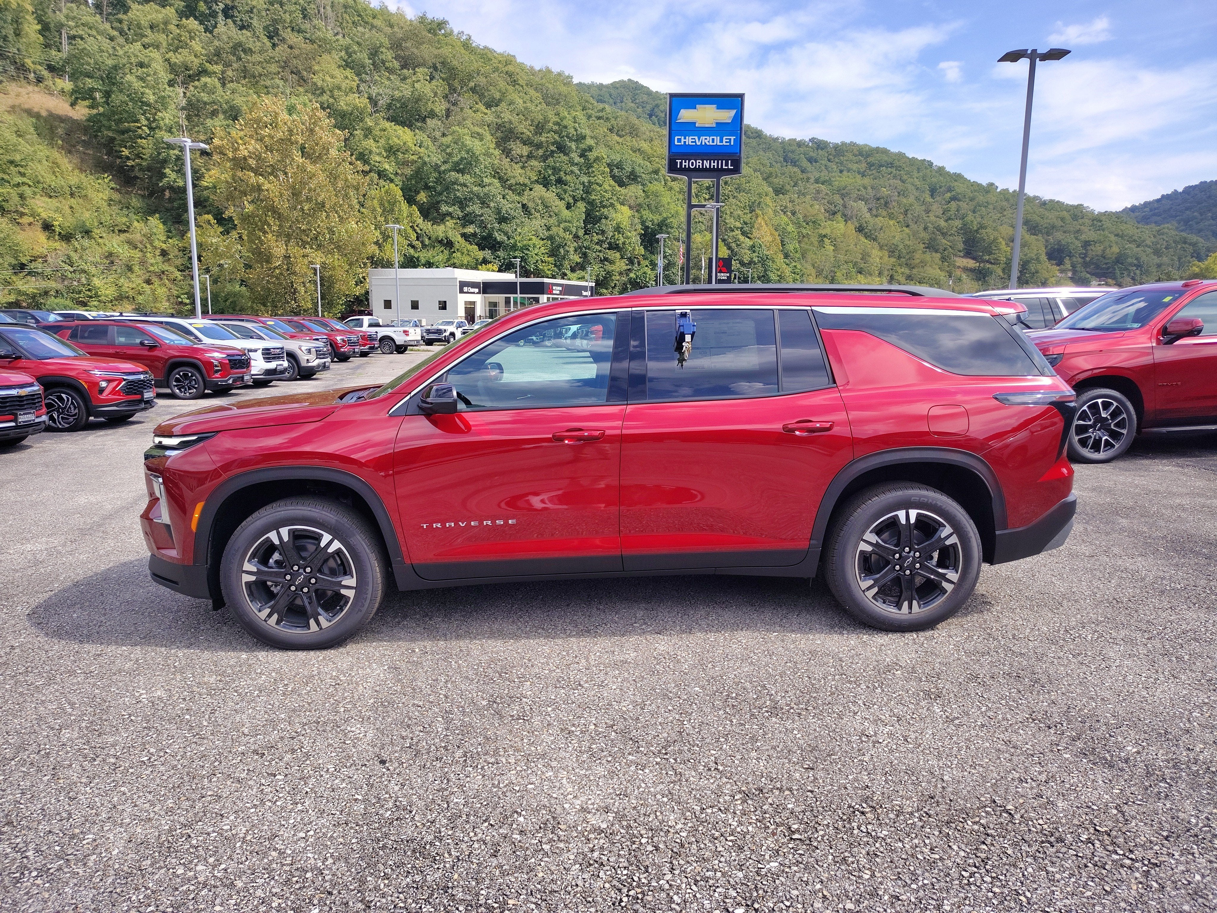 2027 Chevrolet Traverse LT
