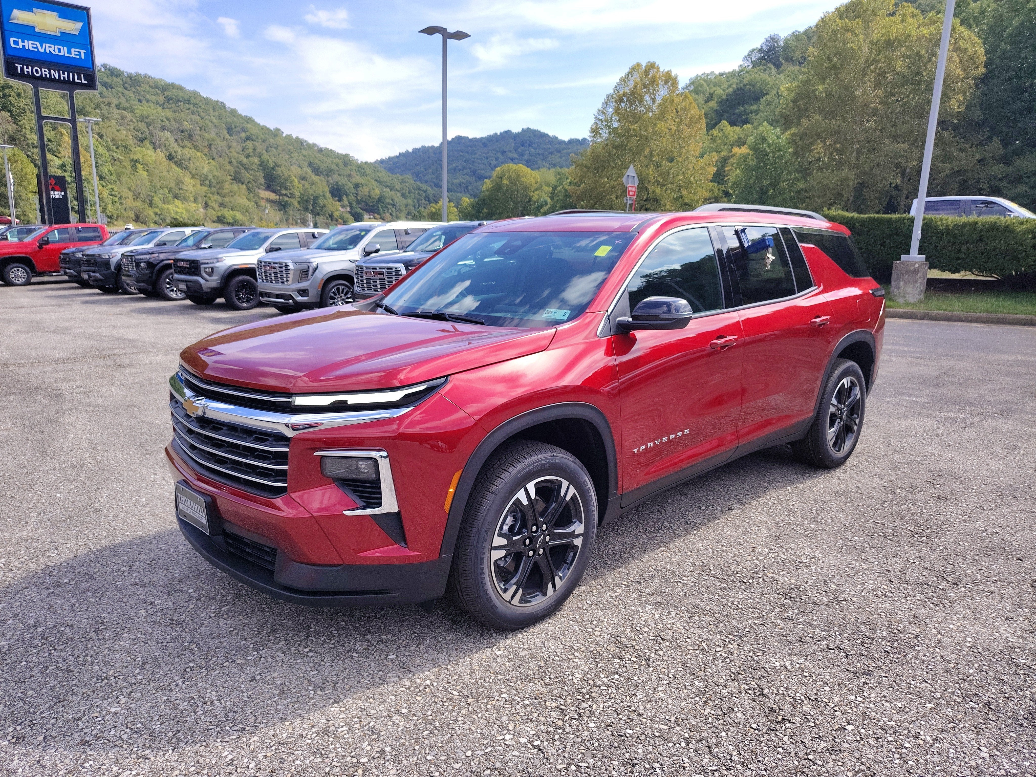 2027 Chevrolet Traverse LT
