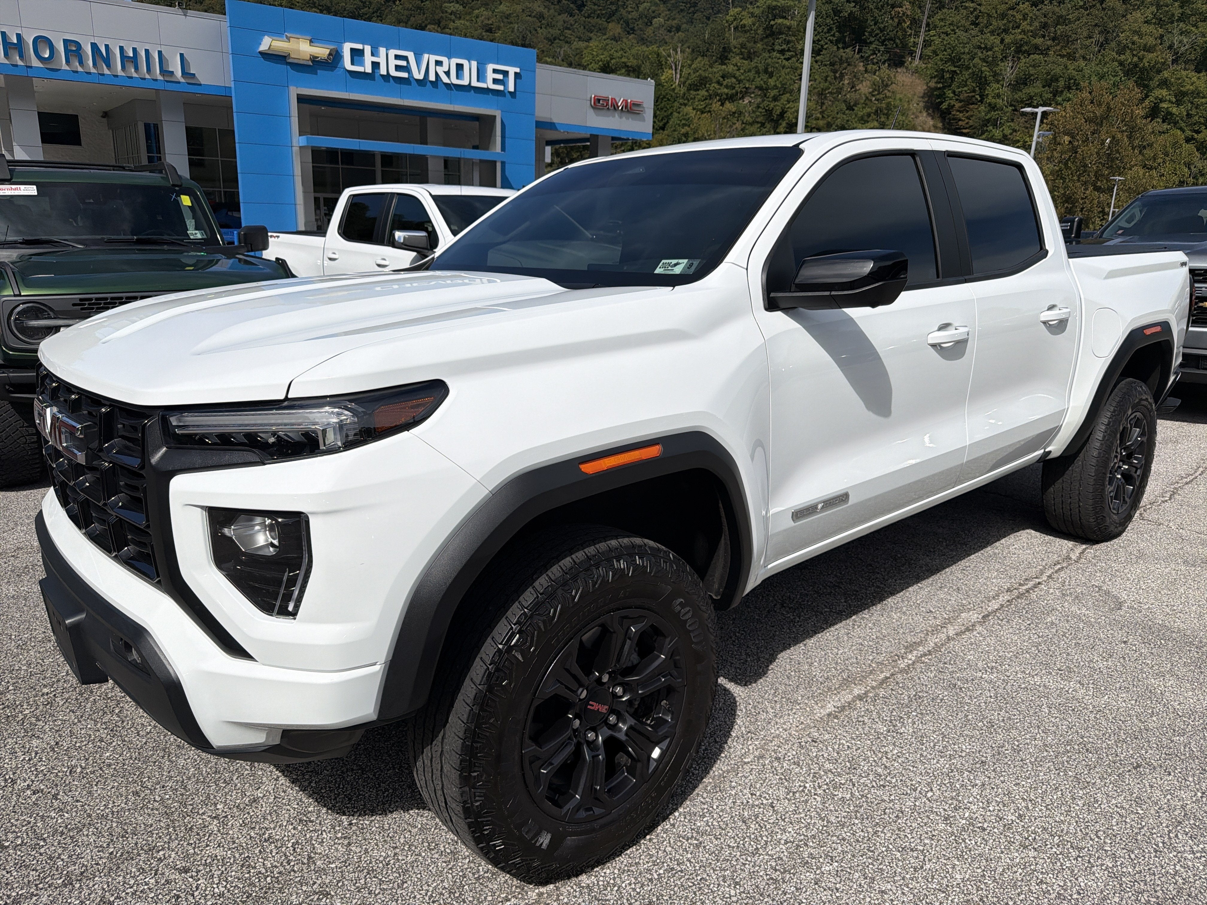 2024 GMC Canyon Elevation