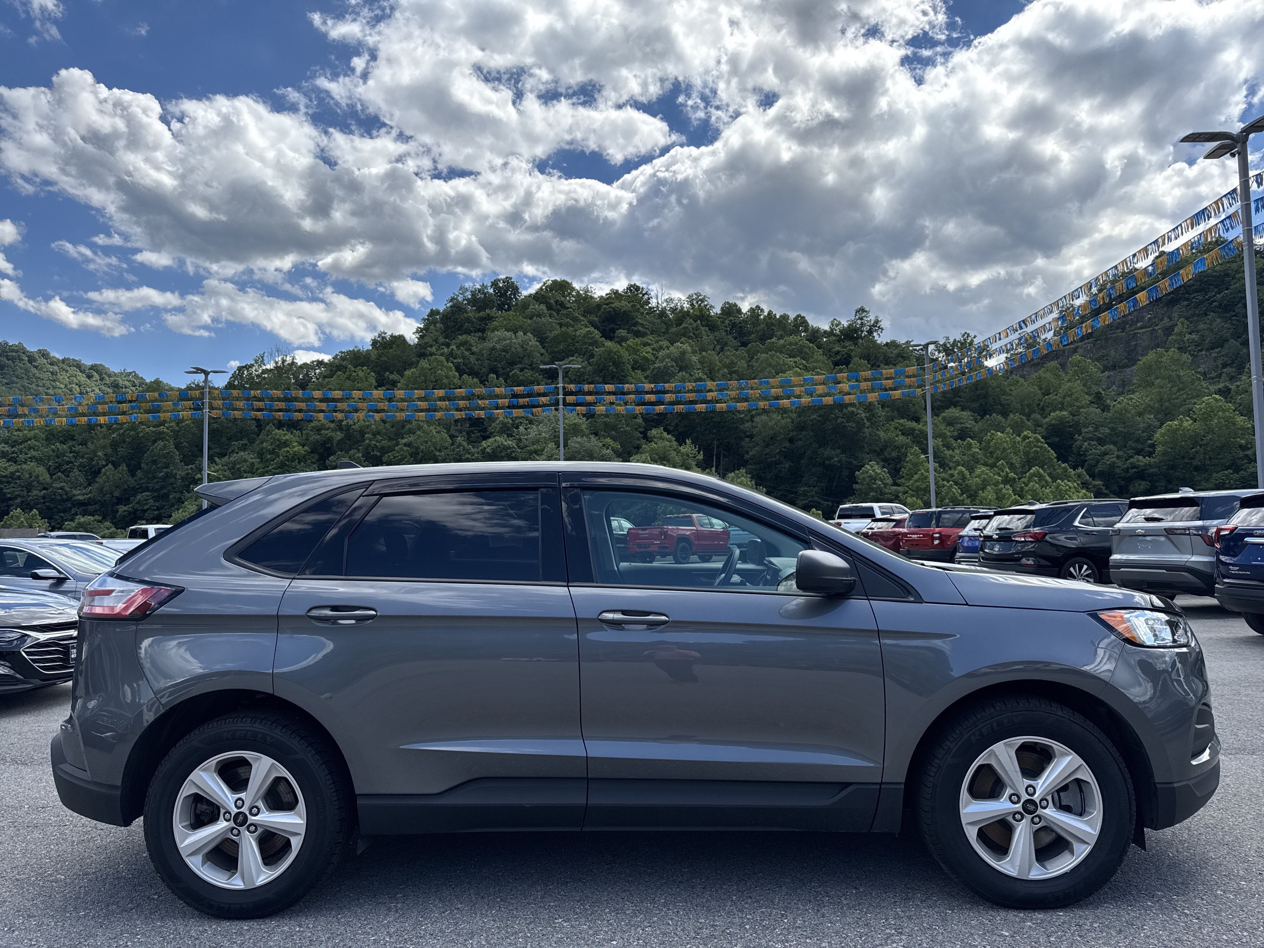 2024 Ford Edge SE