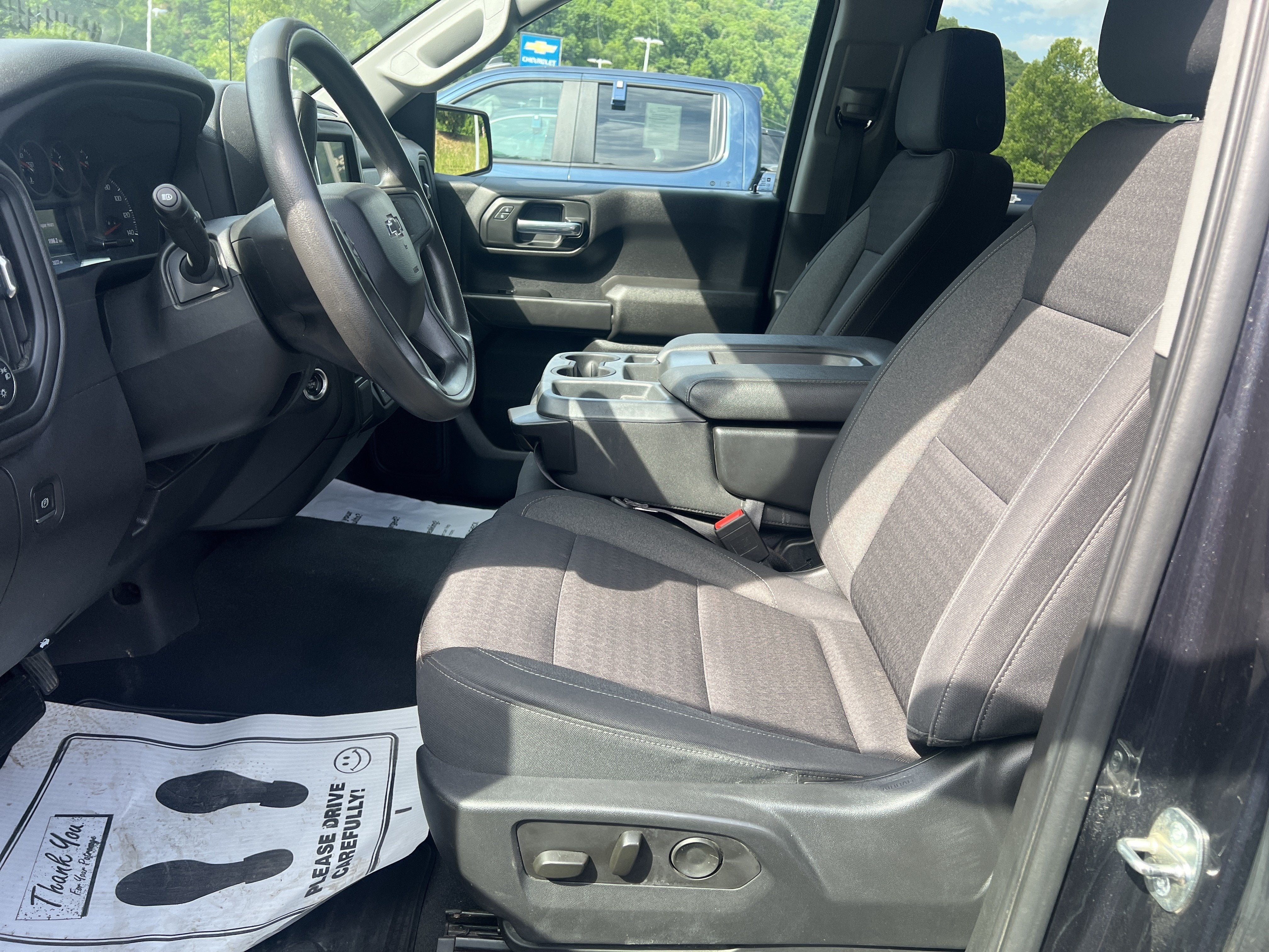 2023 Chevrolet Silverado 1500 Custom Trail Boss