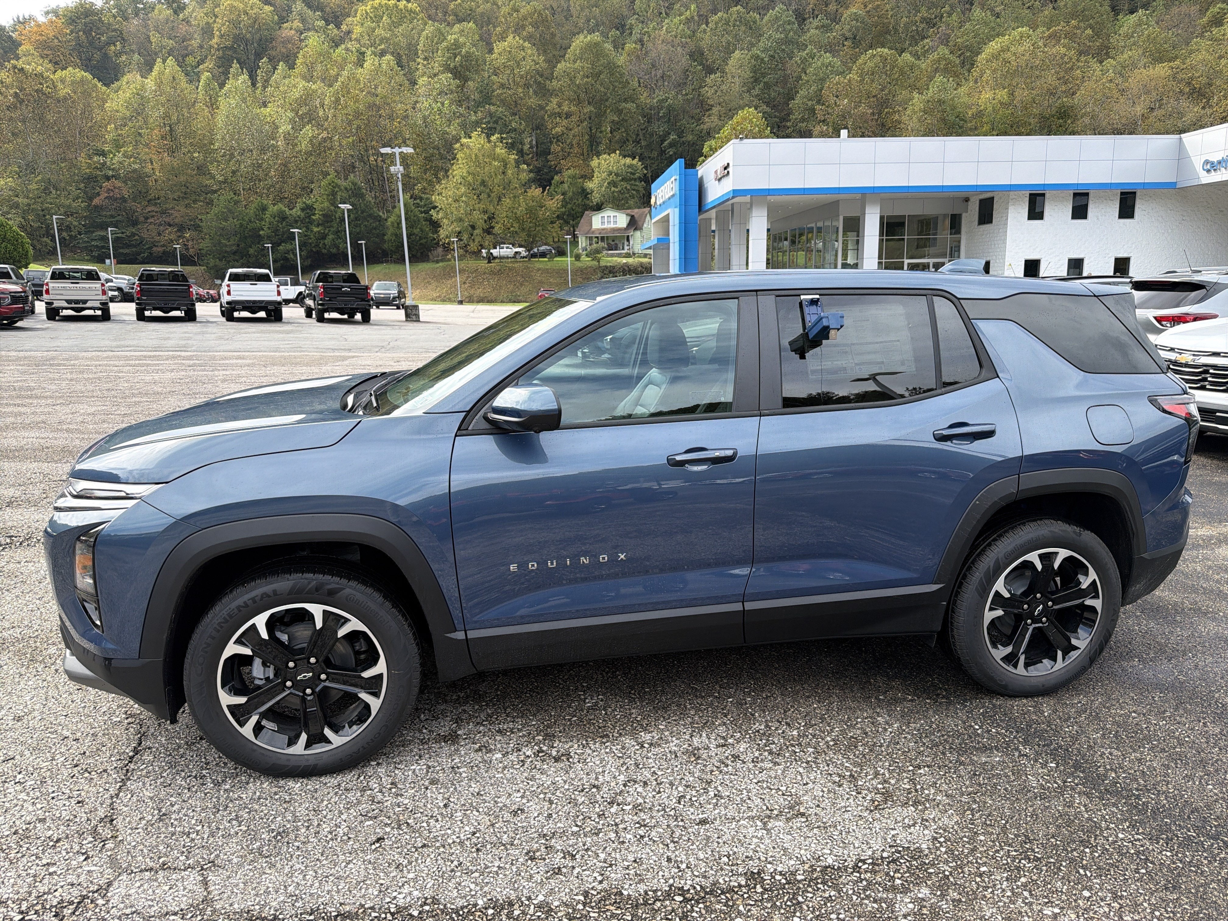 2027 Chevrolet Equinox LT