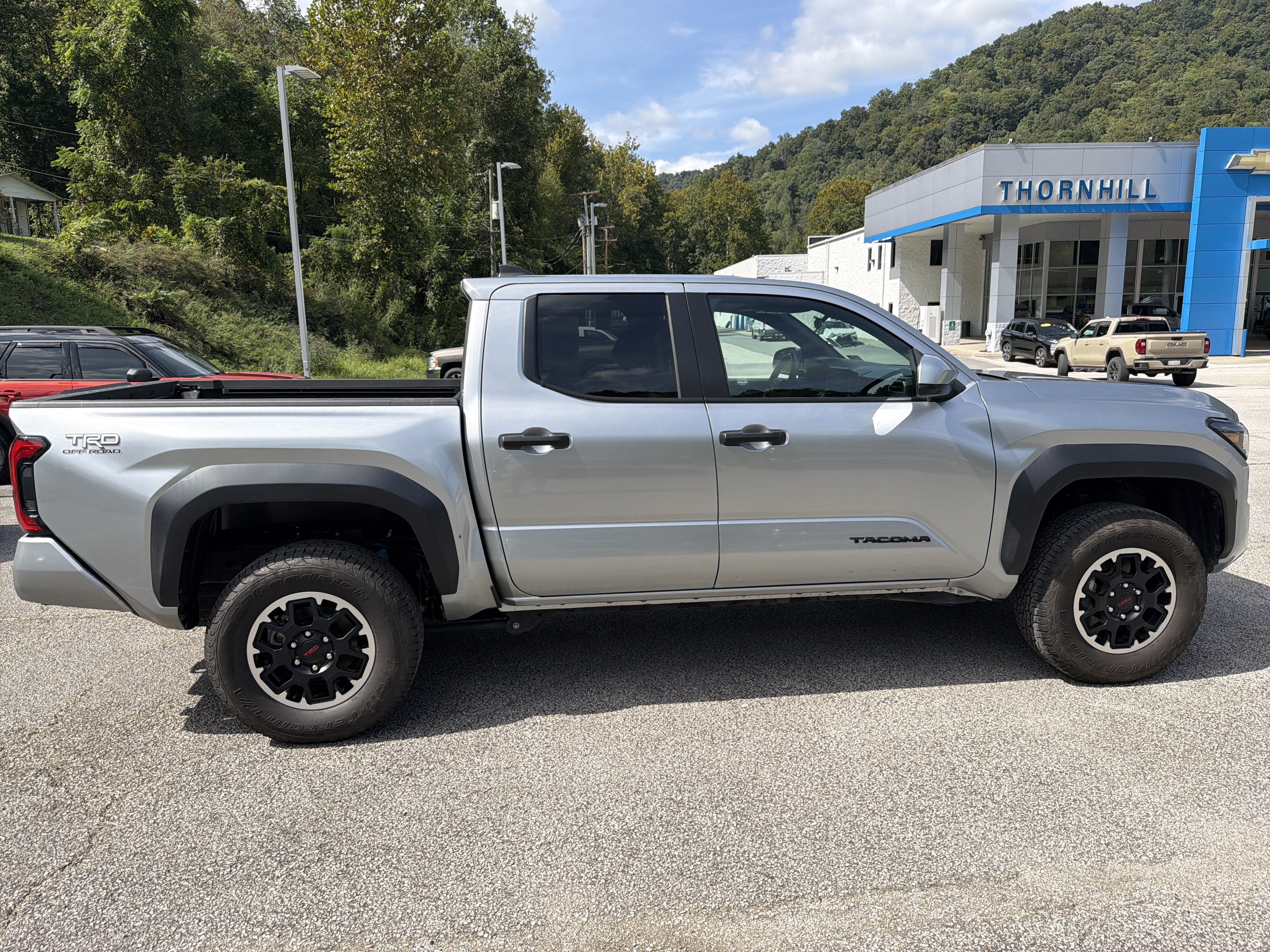 2025 Toyota Tacoma 4WD SR