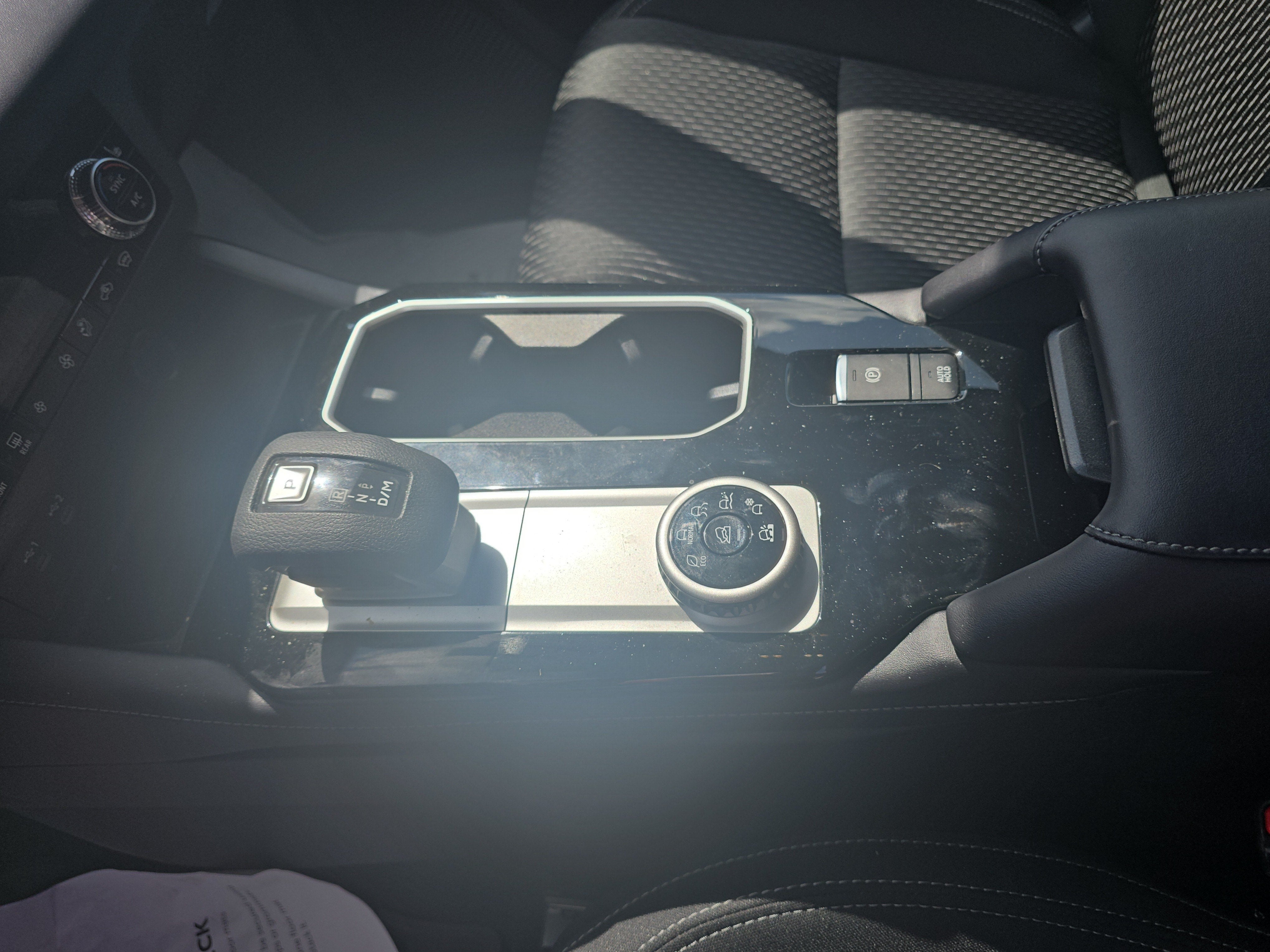 2025 Mitsubishi Outlander ES