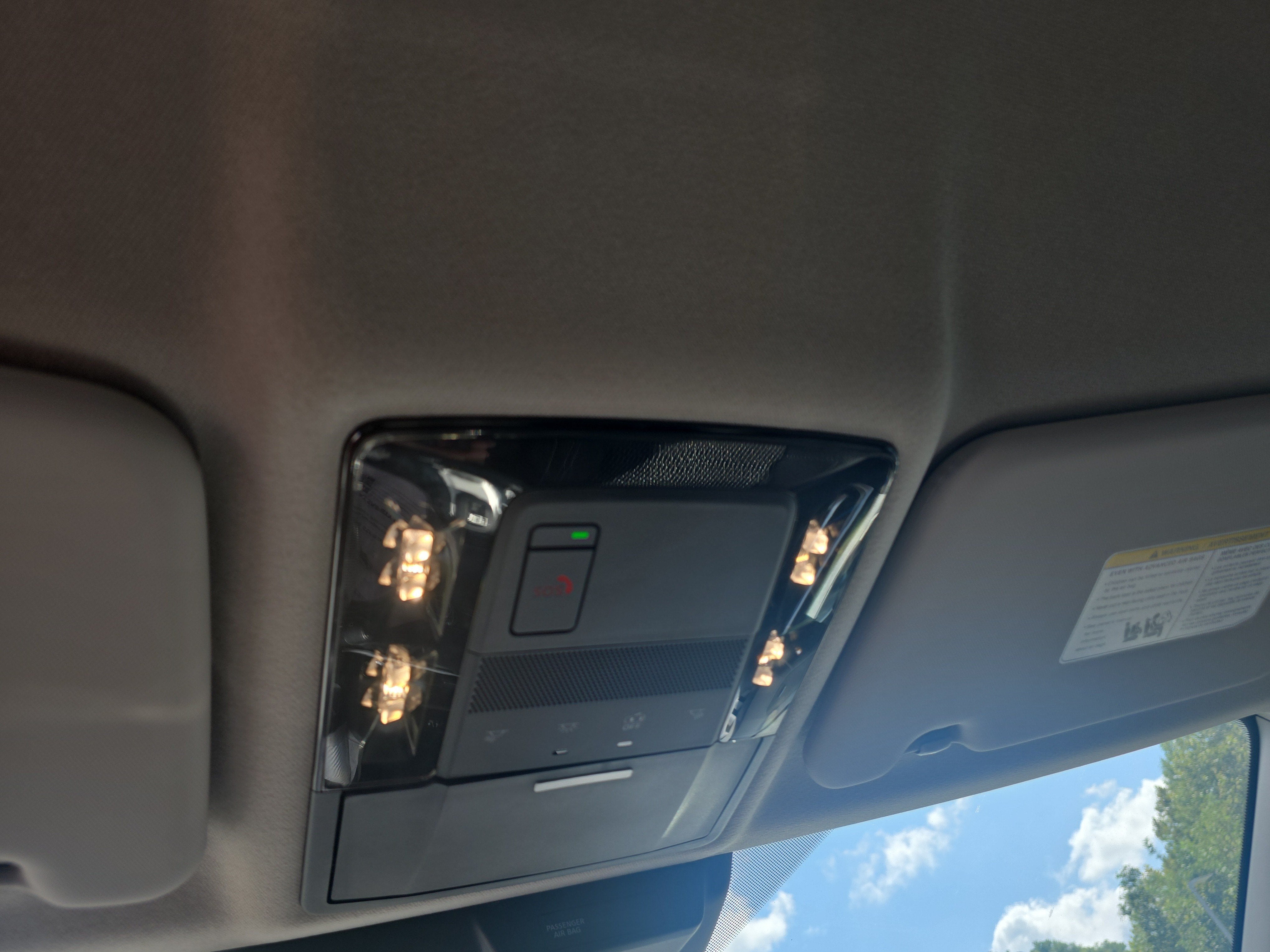 2025 Mitsubishi Outlander ES