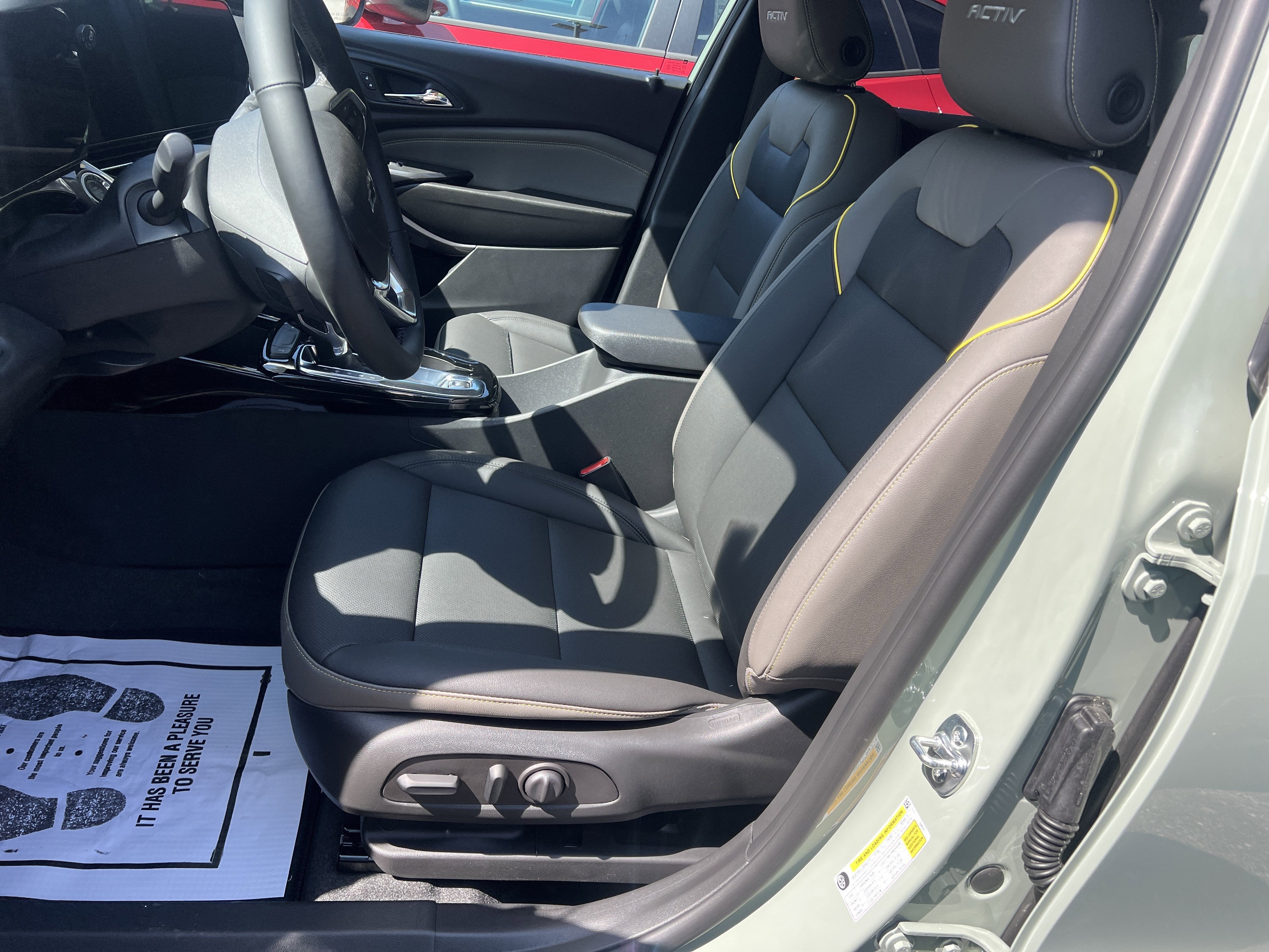2026 Chevrolet Trax Activ - Photo 6